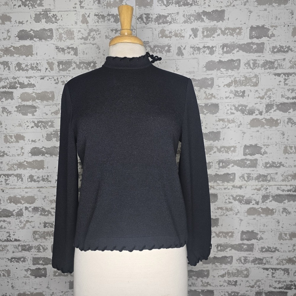 St. John Sport Sweater Womens Small Black Cropped Knitwear Yarn Detailed Hemming